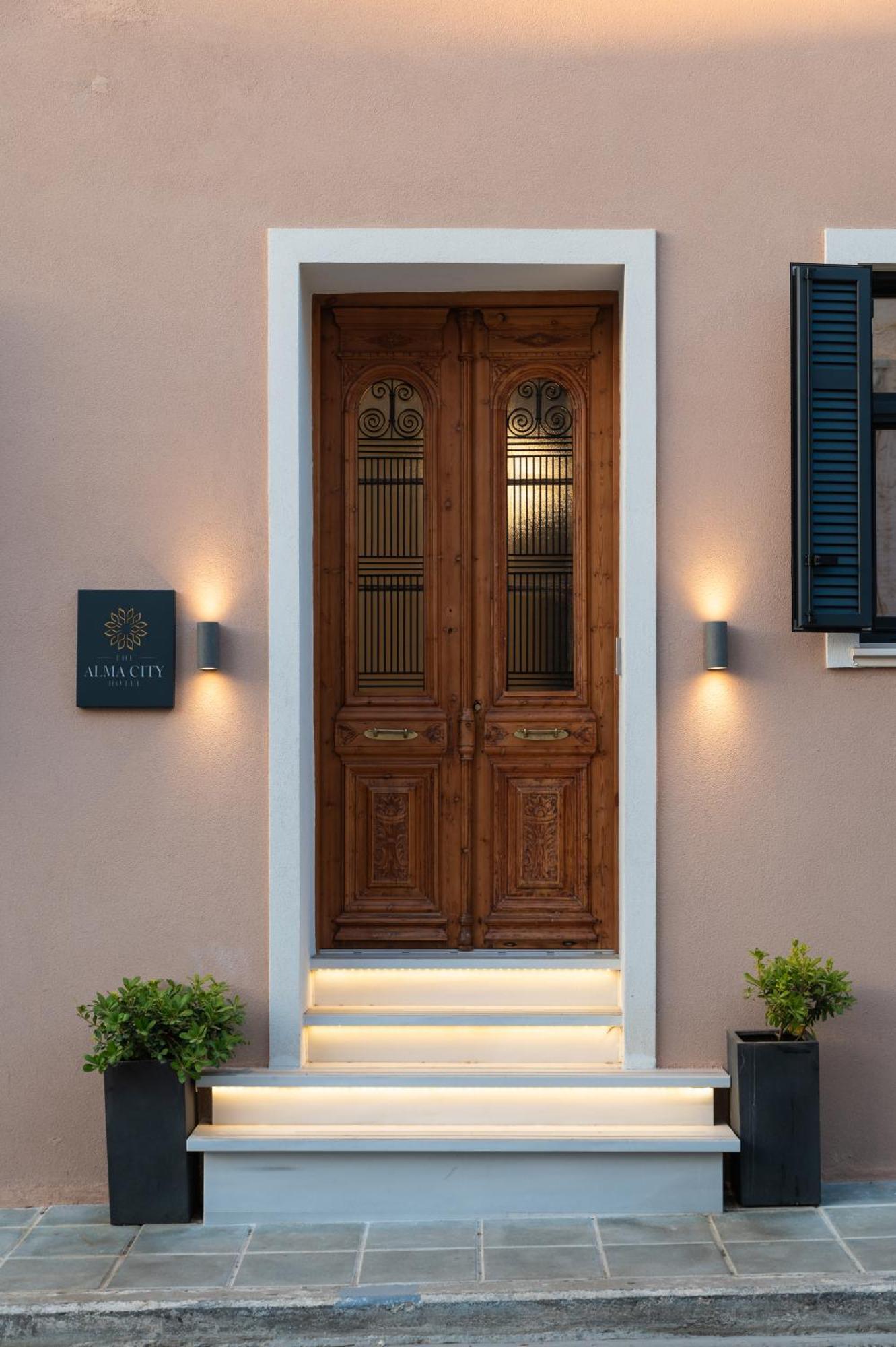 The Alma City Hotel Chania  Bagian luar foto