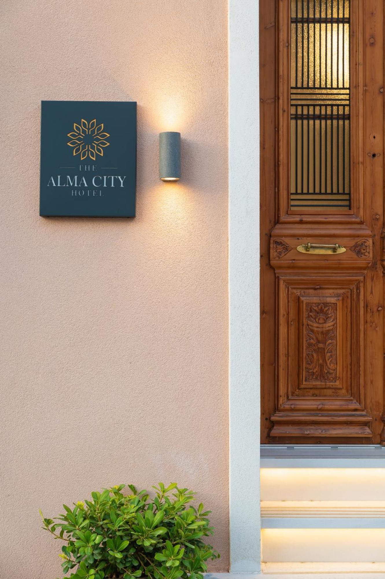 The Alma City Hotel Chania  Bagian luar foto